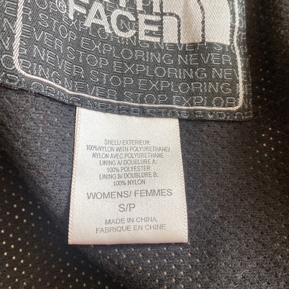 NorthFace Ski Jacket - Picture 7 of 8